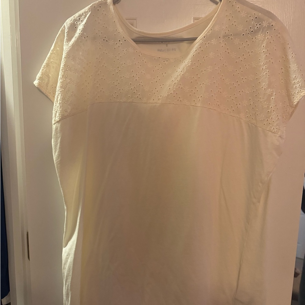 Torrid Cotton Eyelet Inset Dolman Short Sleeve Tee Size 0 - Picture 2 of 5